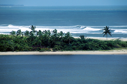 Boca da Barra surf break