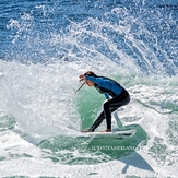 Making her move, Steamer Lane-The Slot