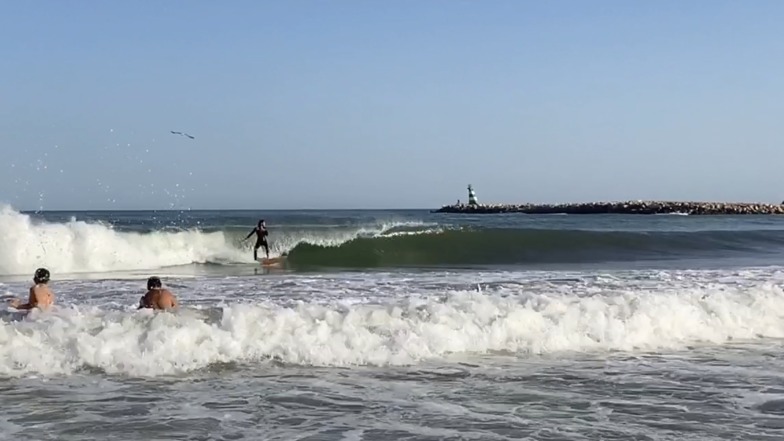 Meia Praia surf break