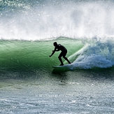 Beach break surfing, Steamer Lane-The Slot