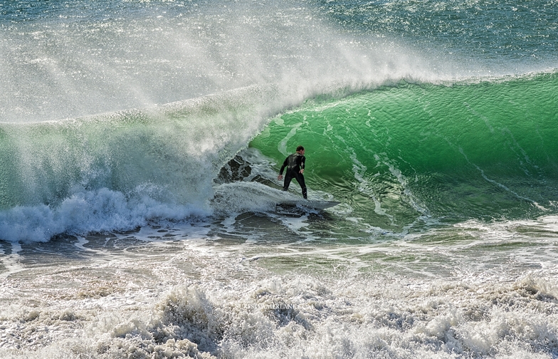 Beach Break surfing, Steamer Lane-The Slot