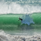 Beach break surfing, Mitchell's Cove