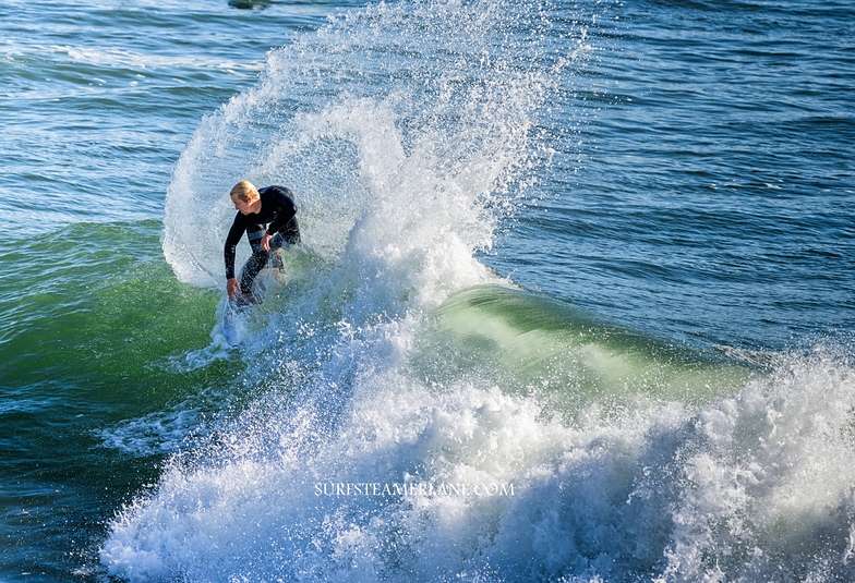 Top turn at the Point, Steamer Lane-The Point
