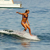 Longboarding at the Lahaina Harbor, Lahaina Breakwall/Harbour