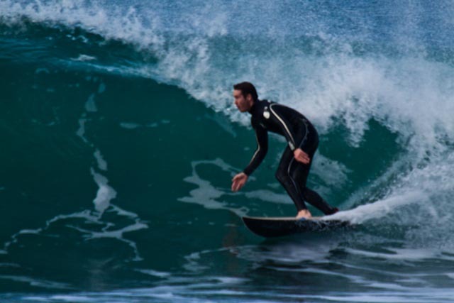Surfing in Winkipop