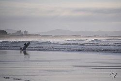 Observando, Playa de Somo photo