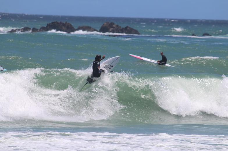 Jason bullfrog doing his trademark float to bail, Big Bay