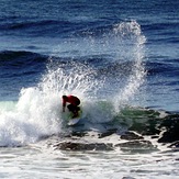 Jaime Noia surfeando en el Luis Aldaco Clasico 2014, 3Ms