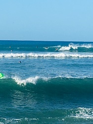 Early winter swell, Pokai Bay photo