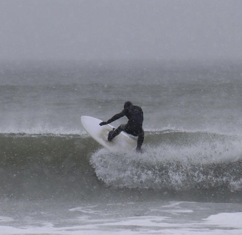 Snow, Baker s Beach