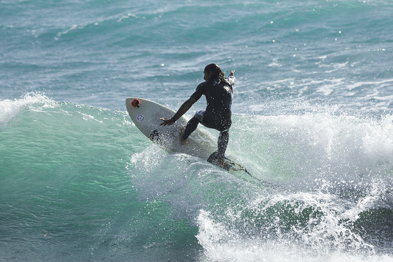 Surf Malta , Malta Surf School,  Malta Surfing, Ghajn Tuffieha