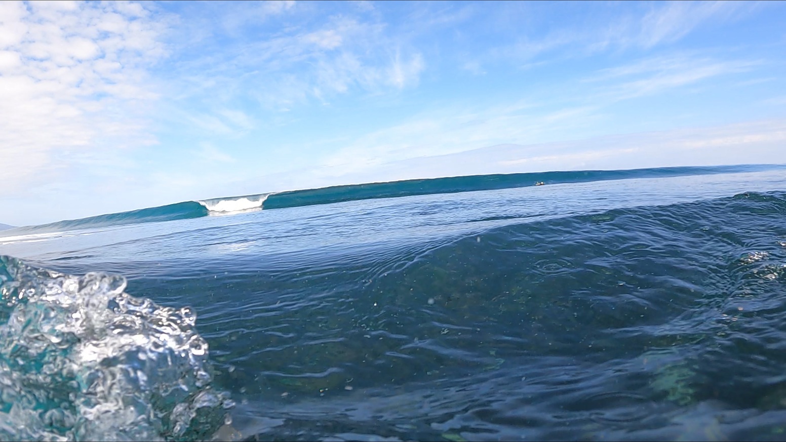 Set wave at a reef near Anatori, Anatori River