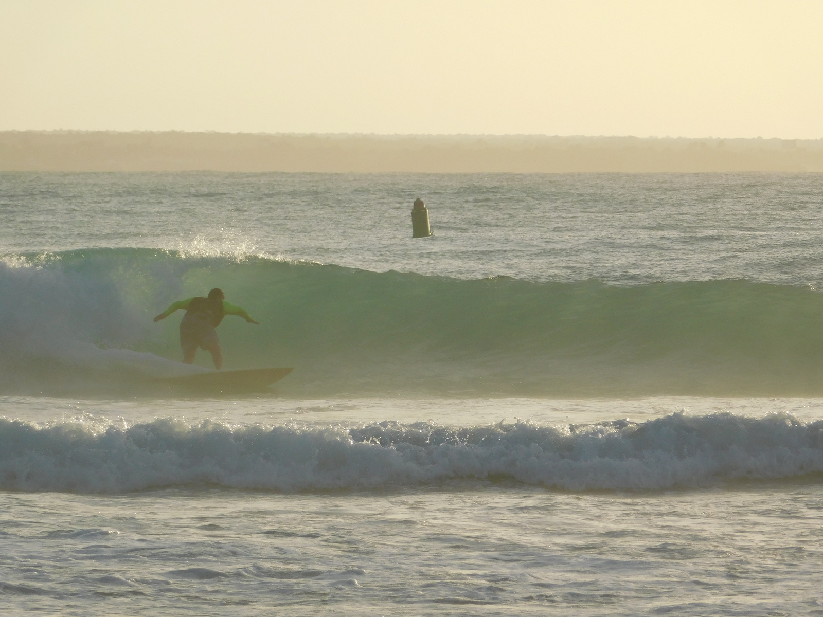 Boya izquierda GZ, La Boya