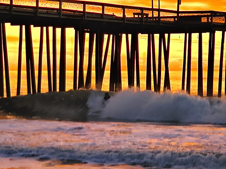 The Inlet and Pier surf break