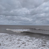 A set arrives via a strong WSW, Walton-On-The-Naze