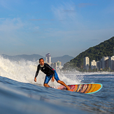 Dia de Boas Ondas, Quebra Mar