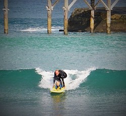 Small Wave good fun, Arrieta photo