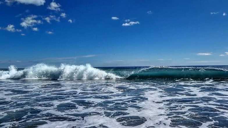 Glassy tubes, Karekare