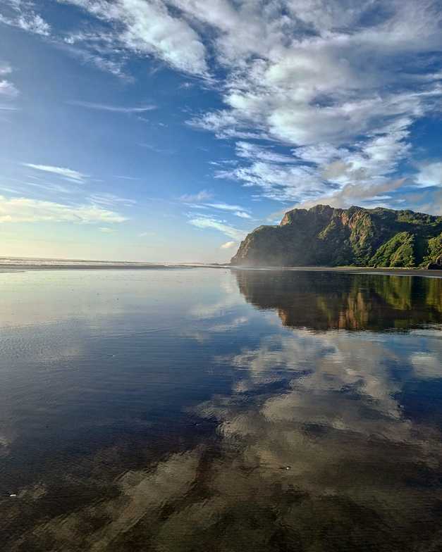 Breathtaking reflection, Karekare