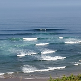 Set breaking in "Triangular" point (right part of Salvaje beach), Barinatxe - La Salvaje