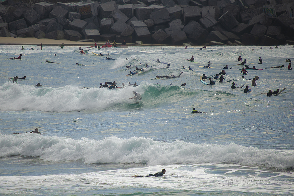 Masificacion, Playa de Gros