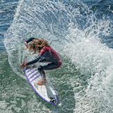 Sizzling top turn, Steamer Lane-The Slot