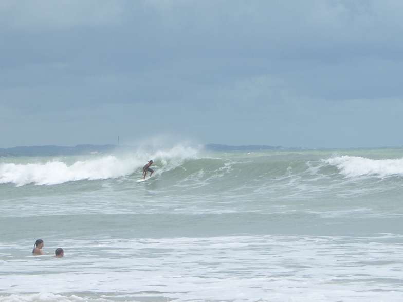 Madeiro surf break