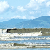 Mid Winter wave, Ruby Bay