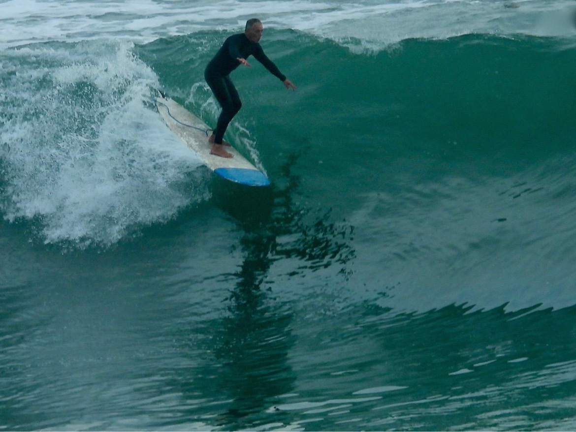 Robert Burns, San Bartolo - Izquierditas