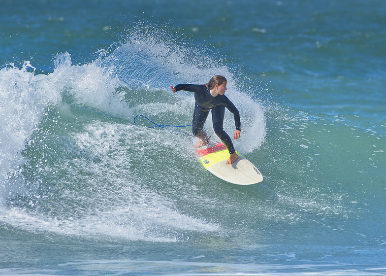 Manorbier surf break