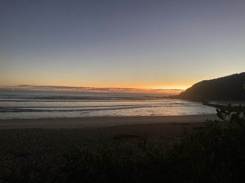 Scotts Head surf break