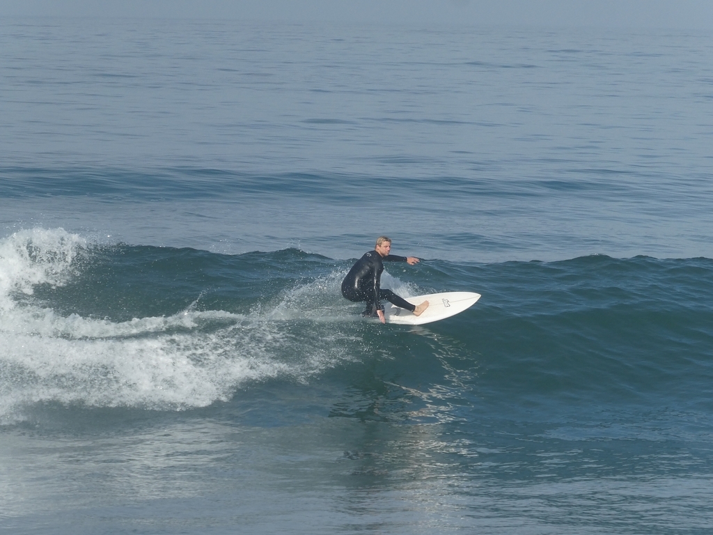 Surfer about to reverse direction, Gillis