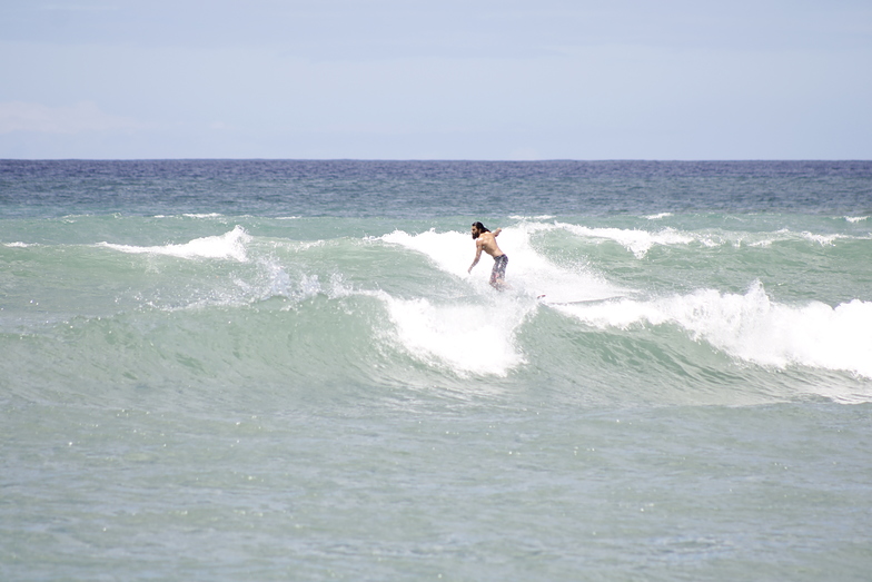 Pokai Bay surf break