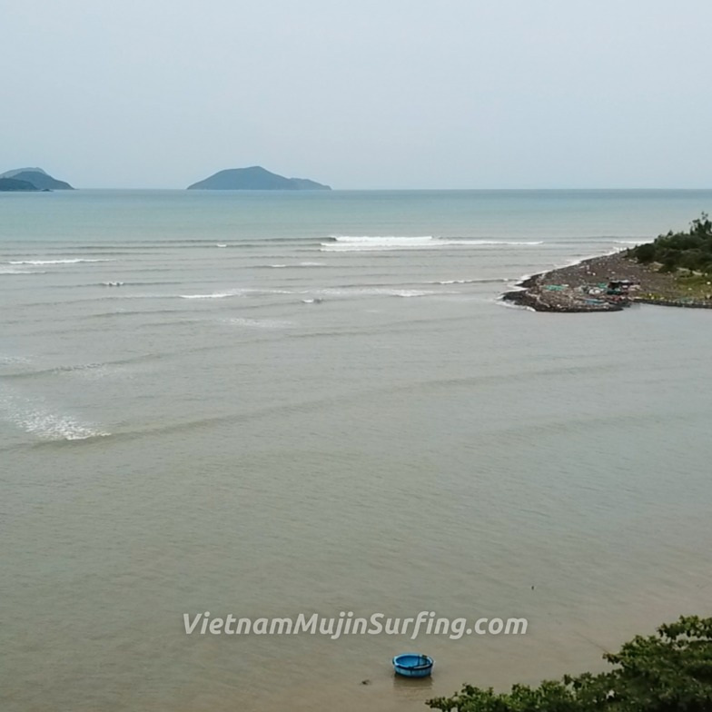 Dark Reef surf break