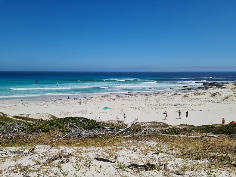 Platboom surf break