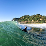 Lucas Ogilvy checking out the Right peeling past, Matata