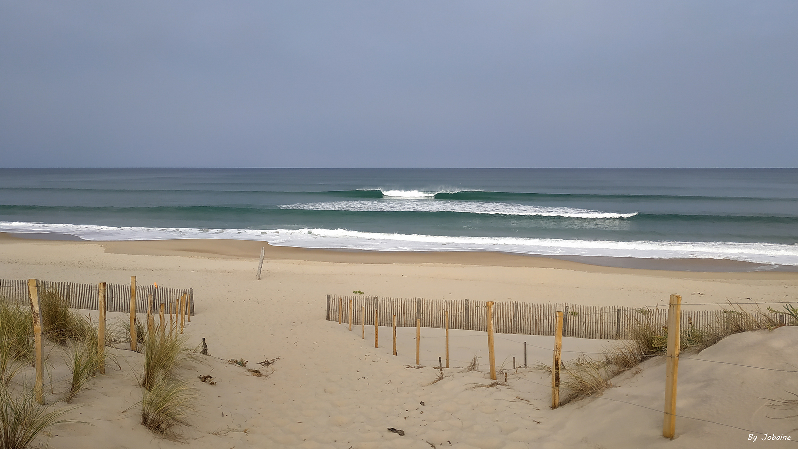 Curieuse ambiance sous ce ciel voilé, Le Porge
