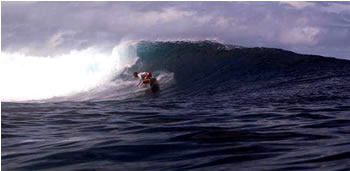 Namotu Lefts surf break