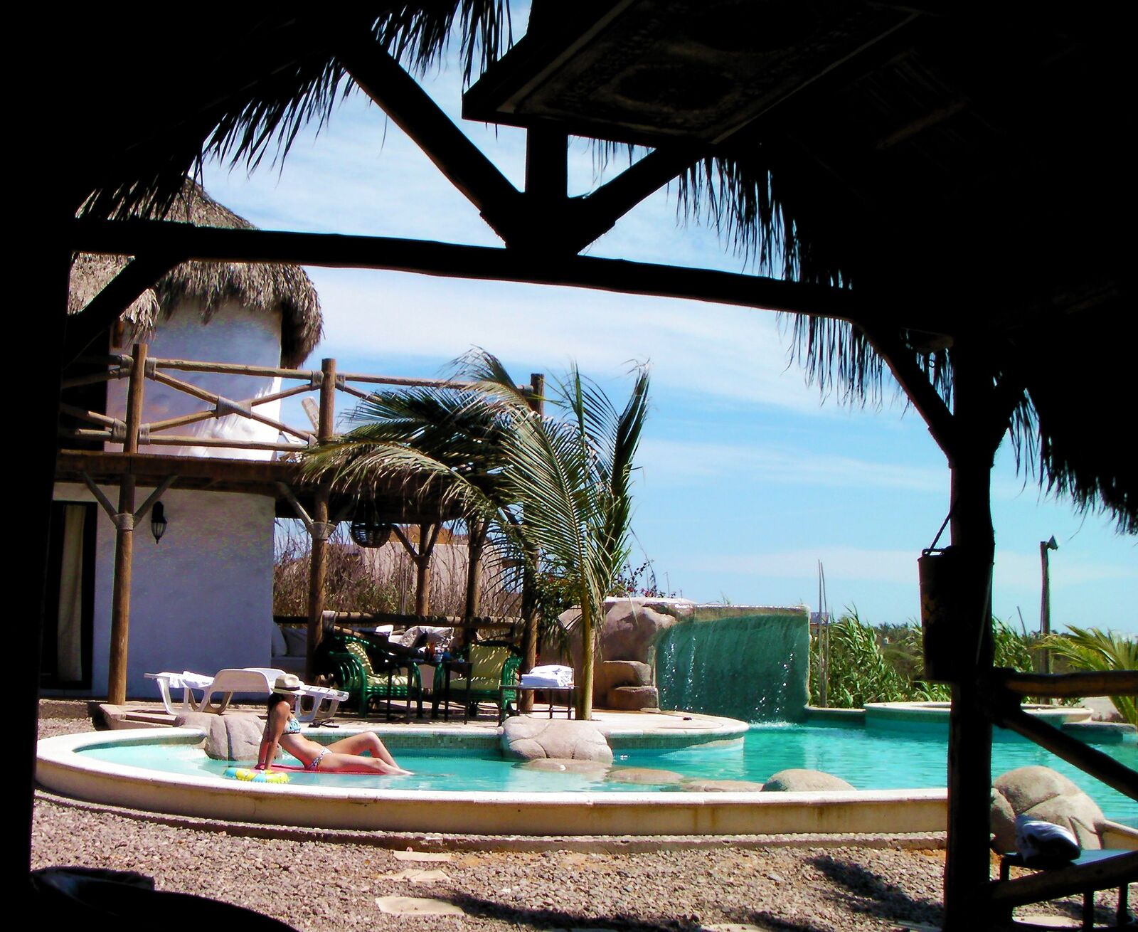 pool rest, Celestino