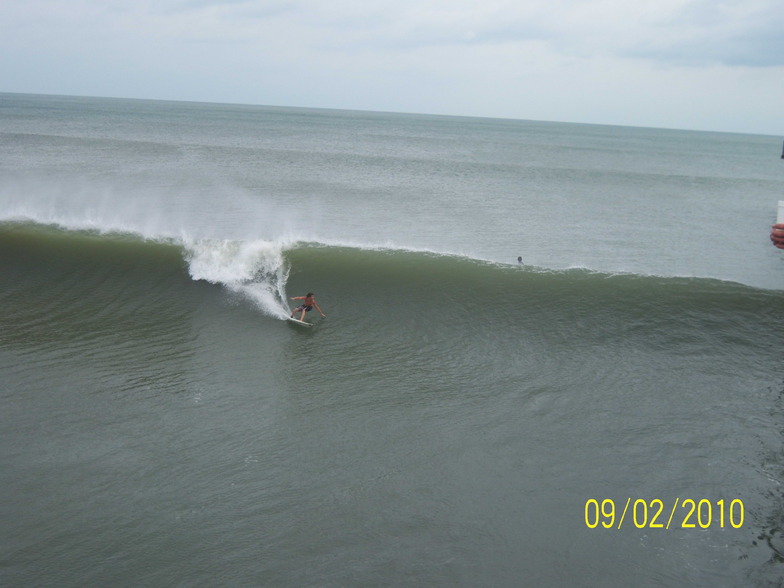 Shane Upchurch bottom turn, Long Beach