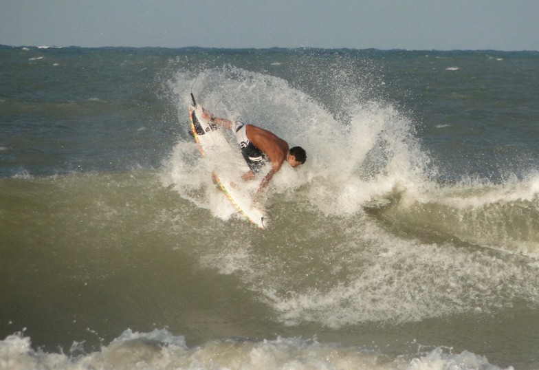 Pontal (Baia Formosa) surf break