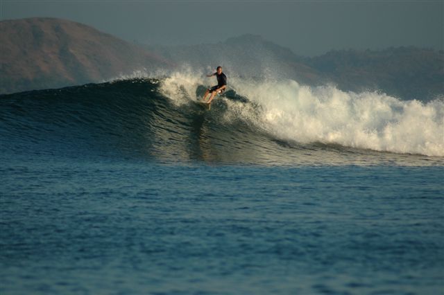 Ekas-Inside surf break