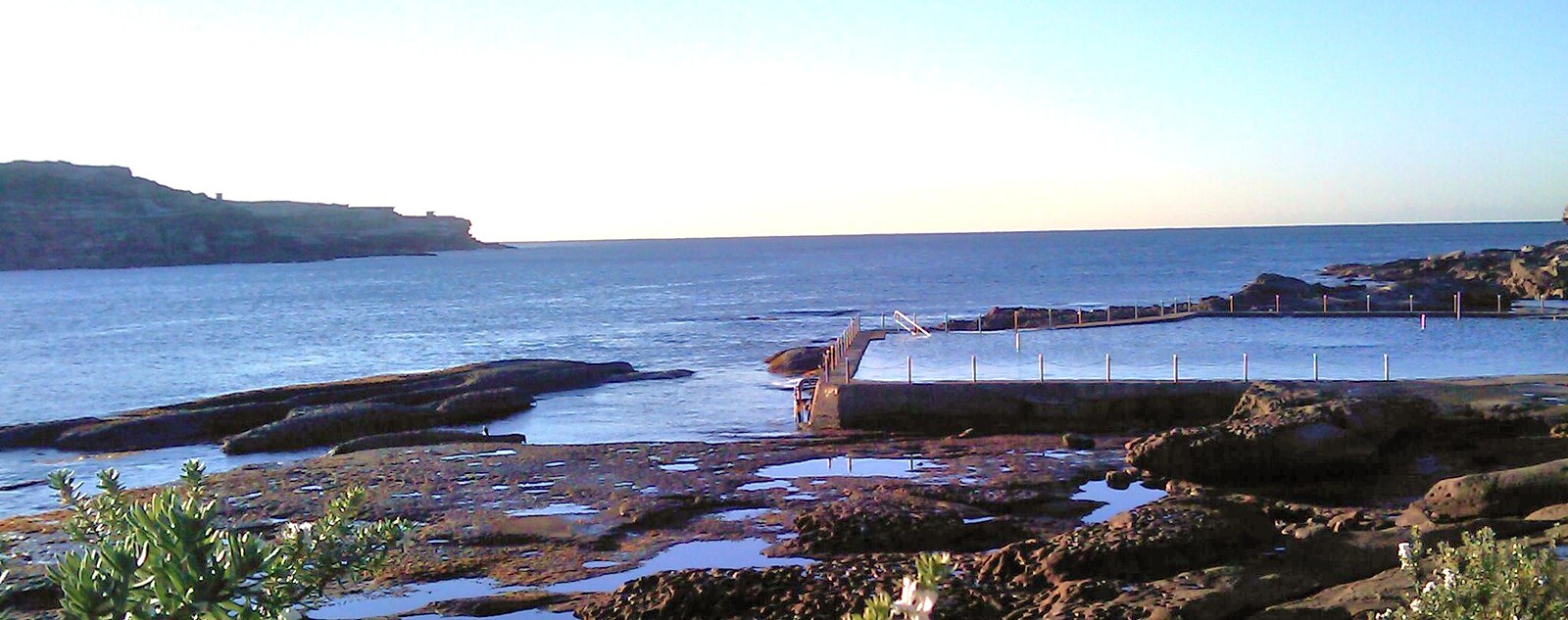 7:44am Wed 8th June 2011, Malabar