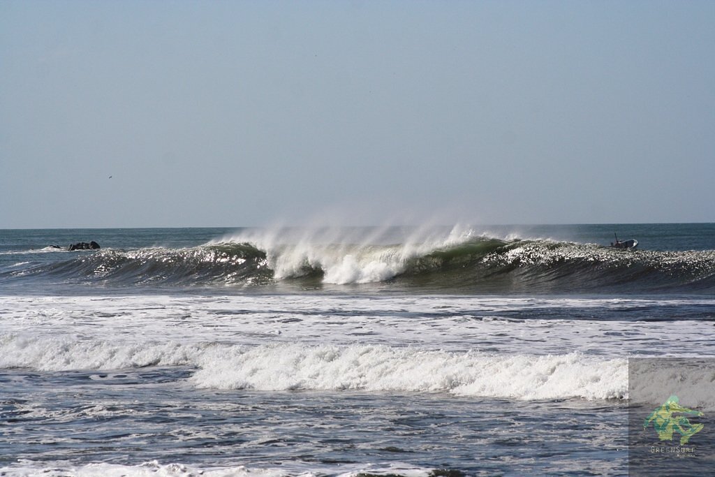 Empty Transito A Frame, El Transito