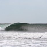 Main beach left, El Transito