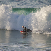 Atardecer Surfeando en Zurriola, Playa de Gros