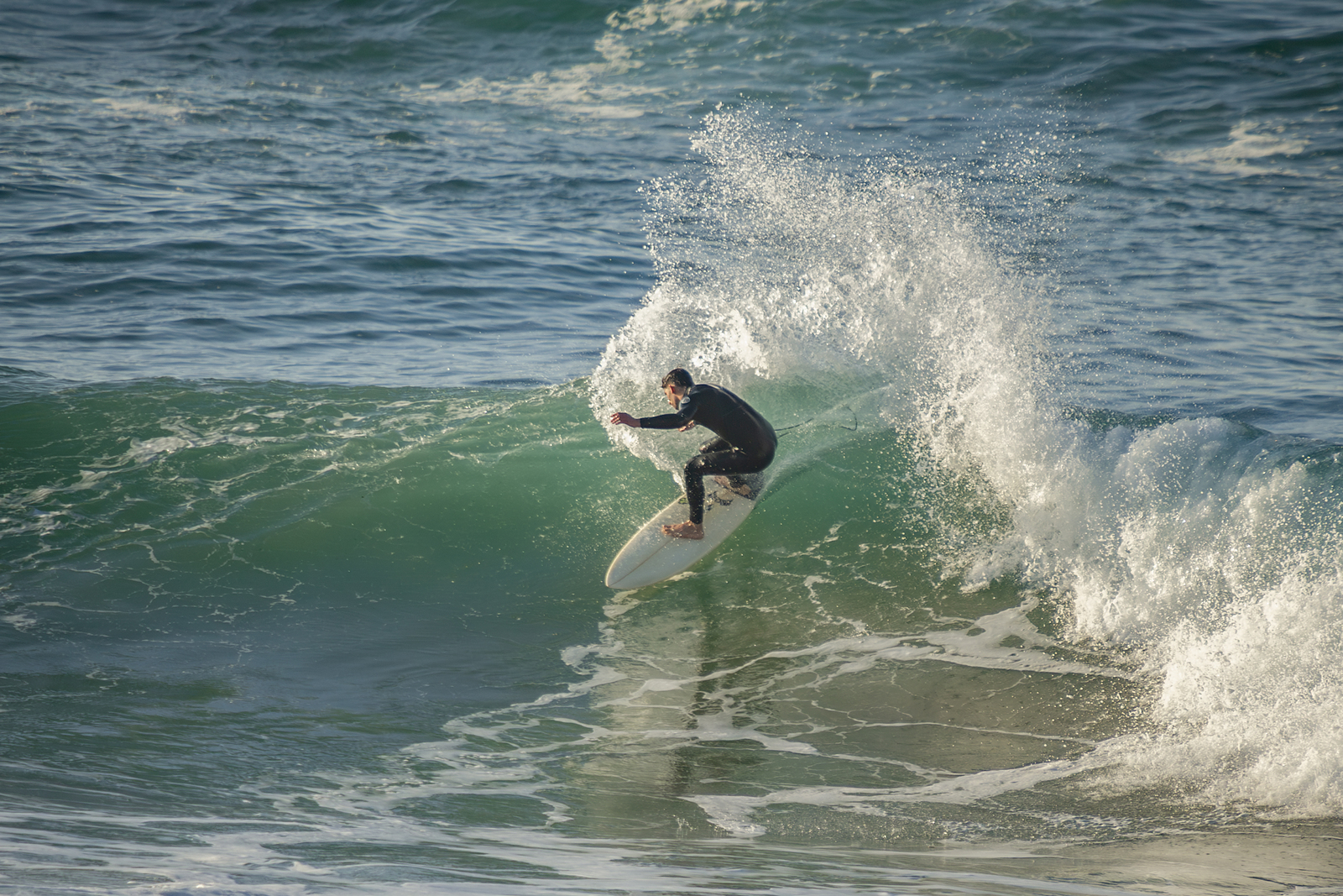 Atardecer Surfeando en Zurriola, Playa de Gros