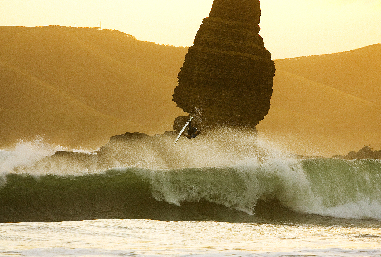 roche percee, La Roche Percee (Bonhomme de Bourail)