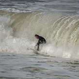 Surfeando en Zurriola, Playa de Gros