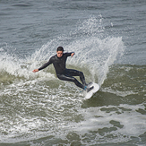 Surfeando en Zurriola, Playa de Gros